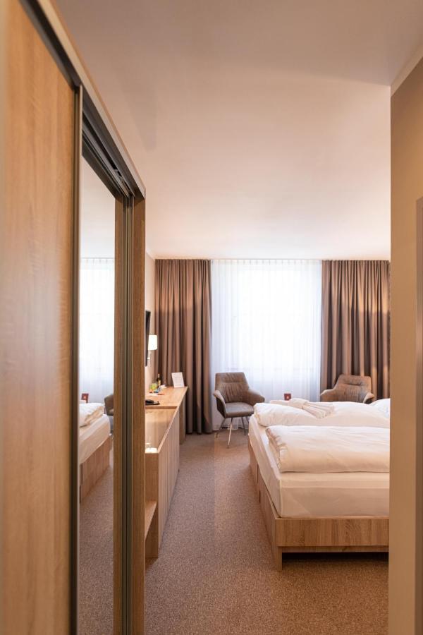 Schloss Breitenfeld Hotel&tagung Hotel 4*